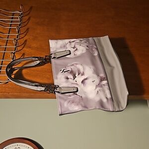 Simply Vera Wang Tote